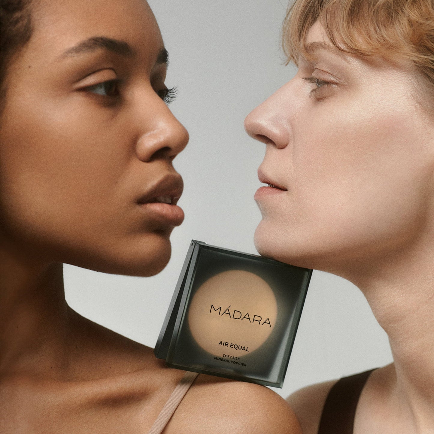 MÁDARA Air Equal Soft Silk Mineral Powder, 2 Beige, 9g - bioskina