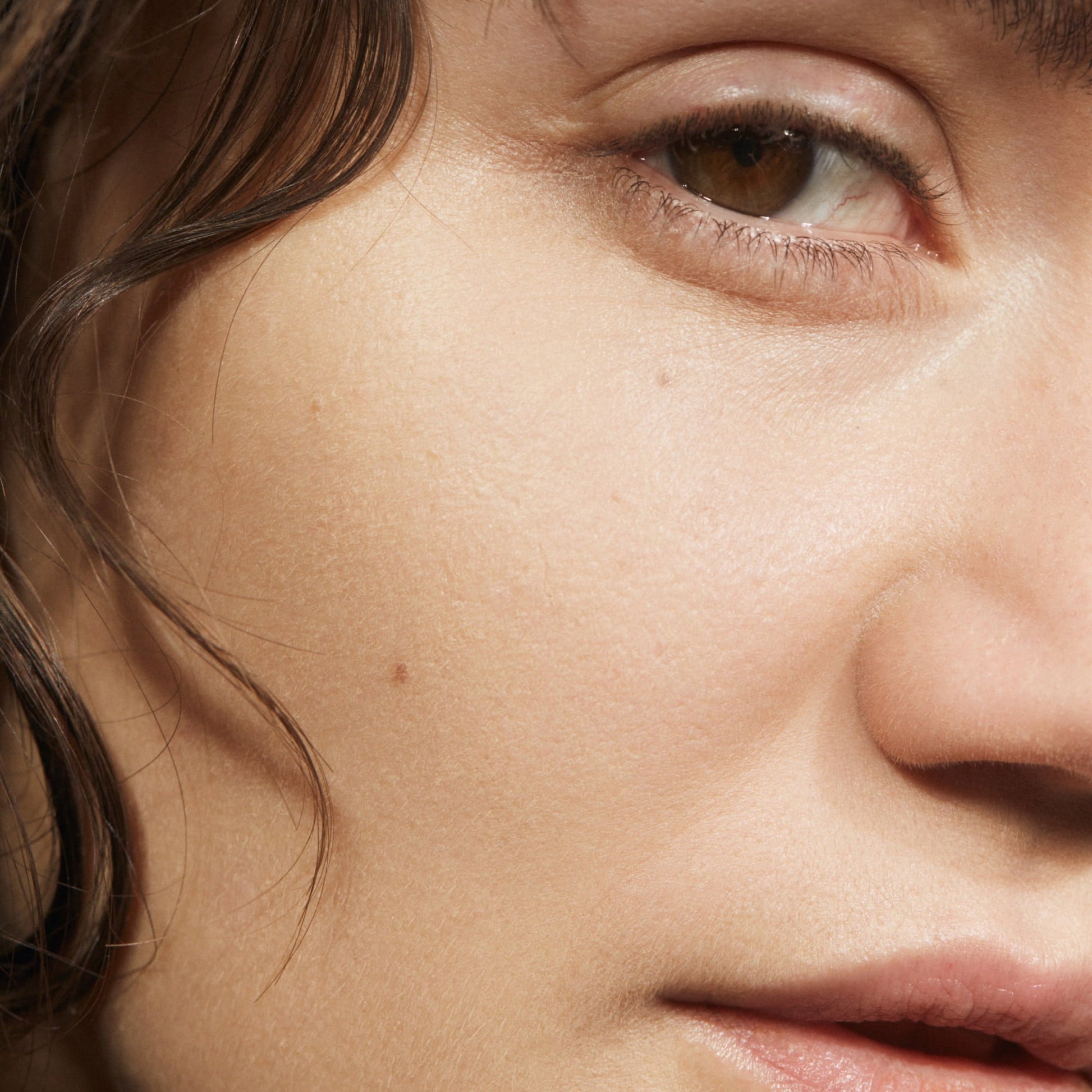 MÁDARA Air Equal Soft Silk Mineral Powder, 2 Fair, 9g - bioskina