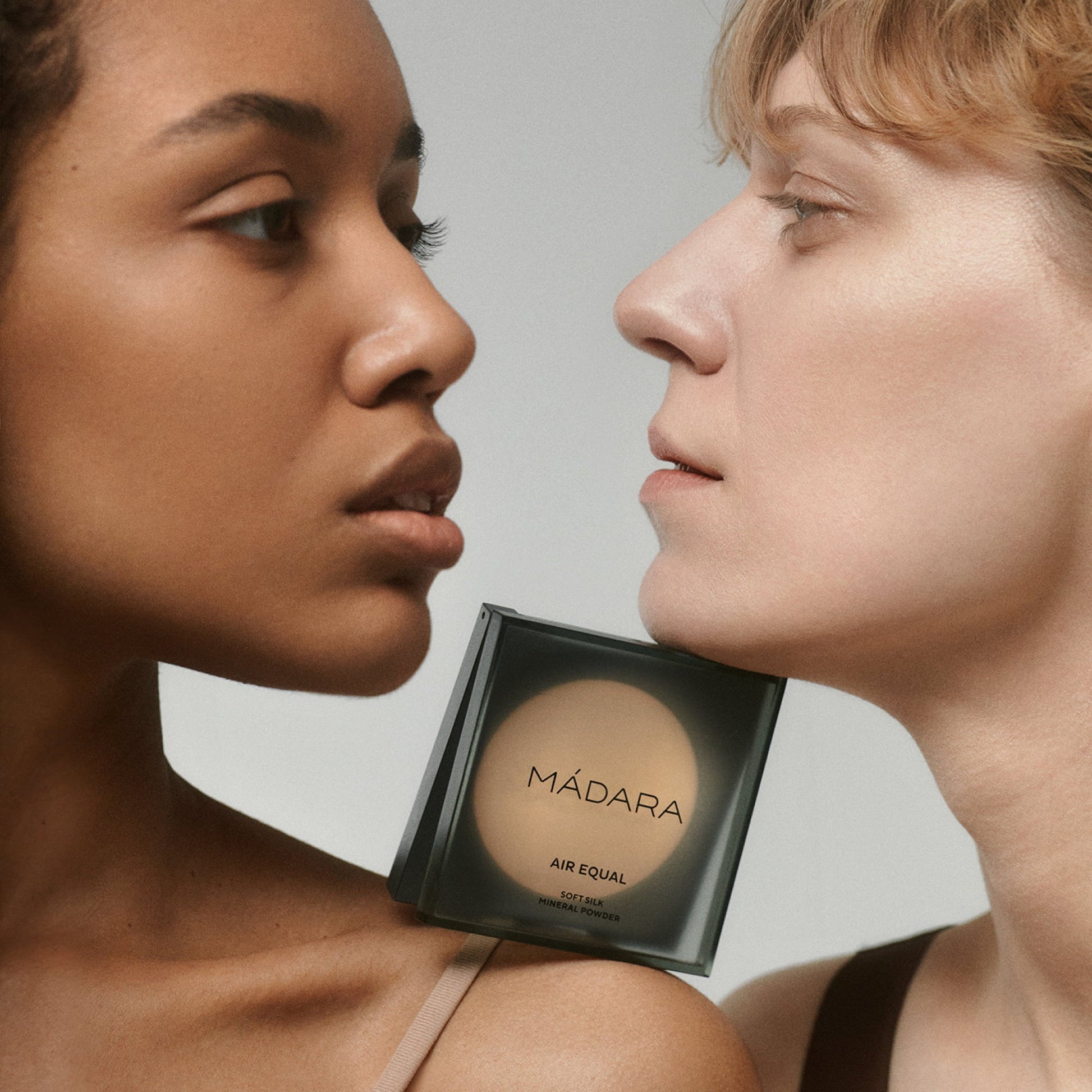 MÁDARA Air Equal Soft Silk Mineral Powder, 2 Fair, 9g - bioskina