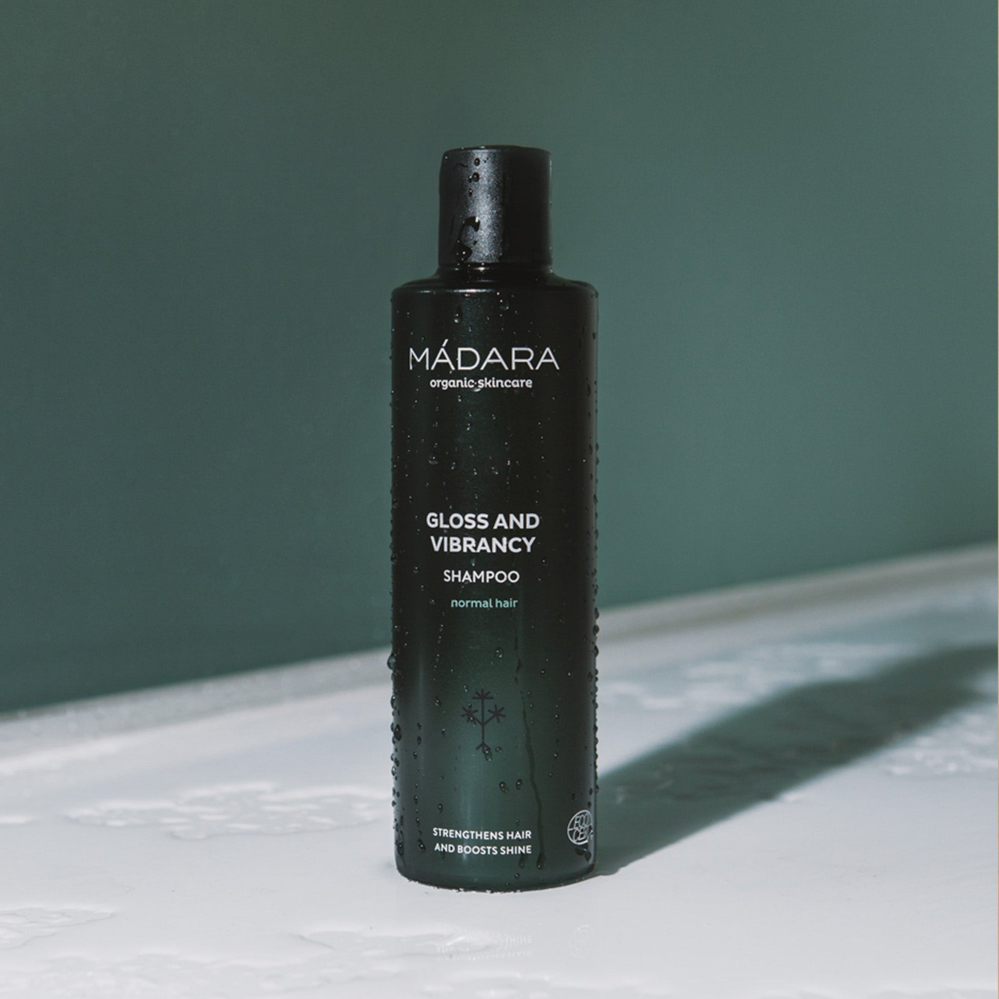 MÁDARA Gloss and Vibrancy shampoo 250ml - bioskina