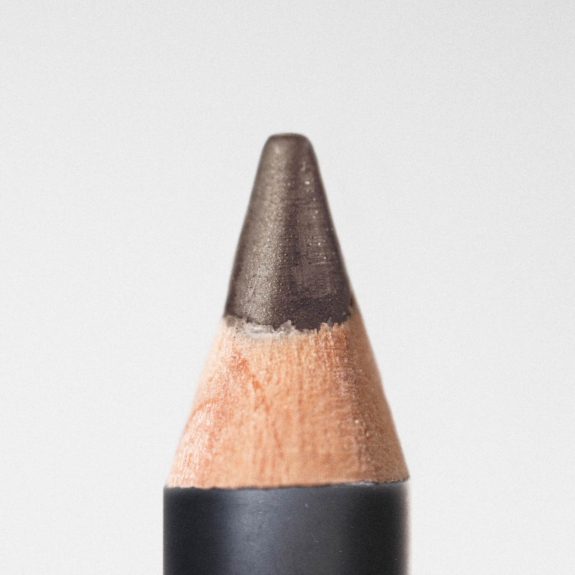 MÁDARA The Brow Pencil Medium Brown 1g - bioskina