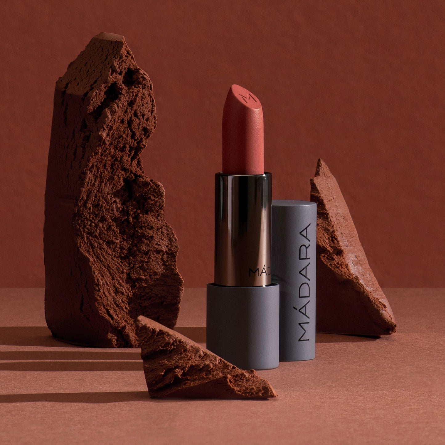 MÁDARA Velvet Wear Matte Cream Lipstick, 33 Magma - bioskina