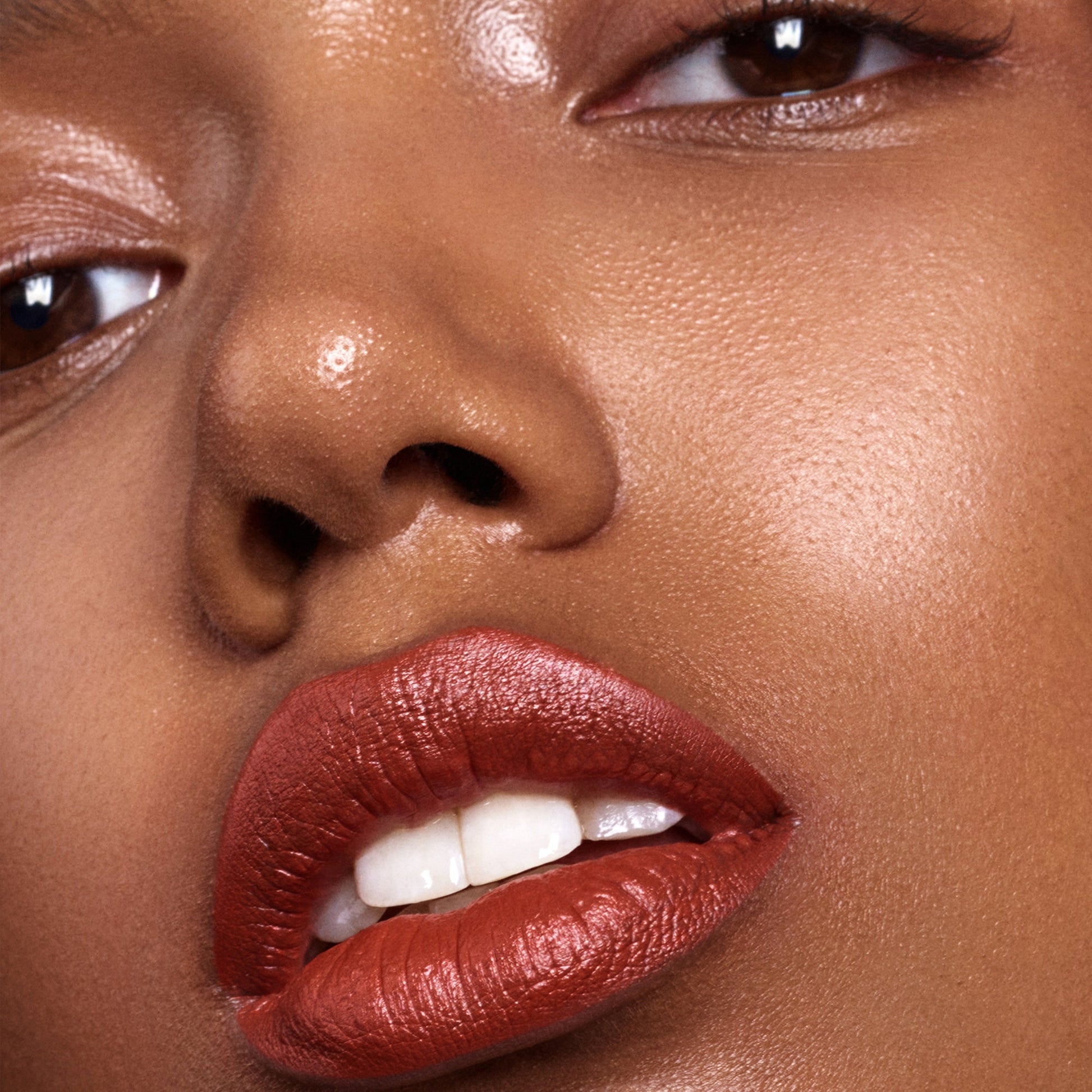 MÁDARA Velvet Wear Matte Cream Lipstick, 33 Magma - bioskina